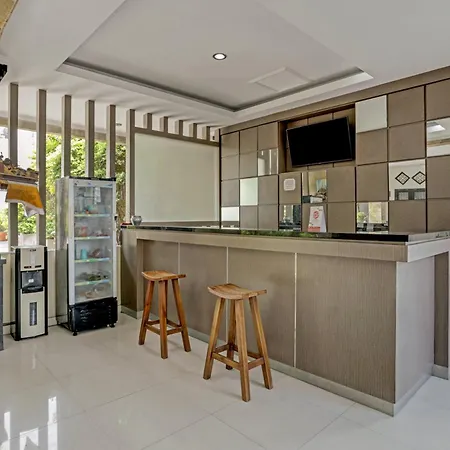 Super Oyo 3904 Kiki Residence Bali